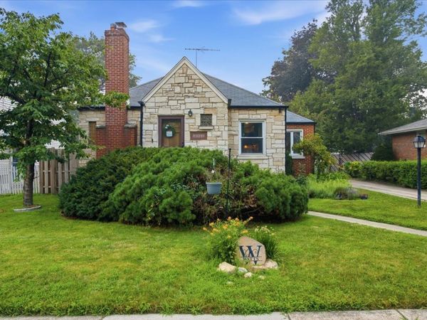 18326 Walter Street , Lansing, IL 60438