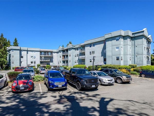 1050 Braidwood Rd, Unit #412, Courtenay, BC V9N 3R9