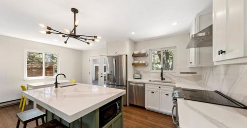 1826 Arrowhead Avenue, South Lake Tahoe, CA 96150 Photo
