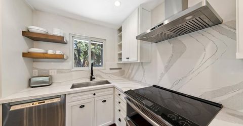 1826 Arrowhead Avenue, South Lake Tahoe, CA 96150 Photo