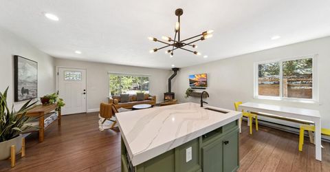1826 Arrowhead Avenue, South Lake Tahoe, CA 96150 Photo