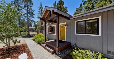 1826 Arrowhead Avenue, South Lake Tahoe, CA 96150 Photo