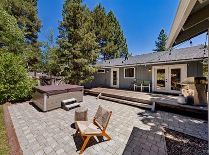 1826 Arrowhead Avenue, South Lake Tahoe, CA 96150 Photo