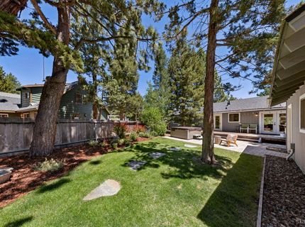 1826 Arrowhead Avenue, South Lake Tahoe, CA 96150 Photo