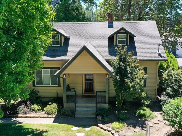 289 E Park Street, Grants Pass, OR 97527