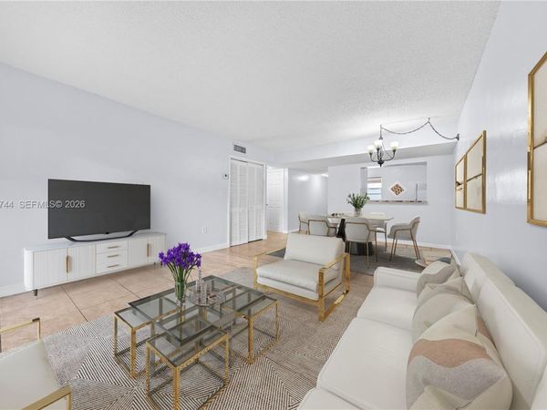 260 NW 107th Ave , Unit 110, Miami, FL 33172