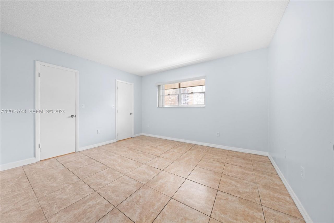 260 NW 107th Ave , Unit 110, Miami, FL 33172 Photo