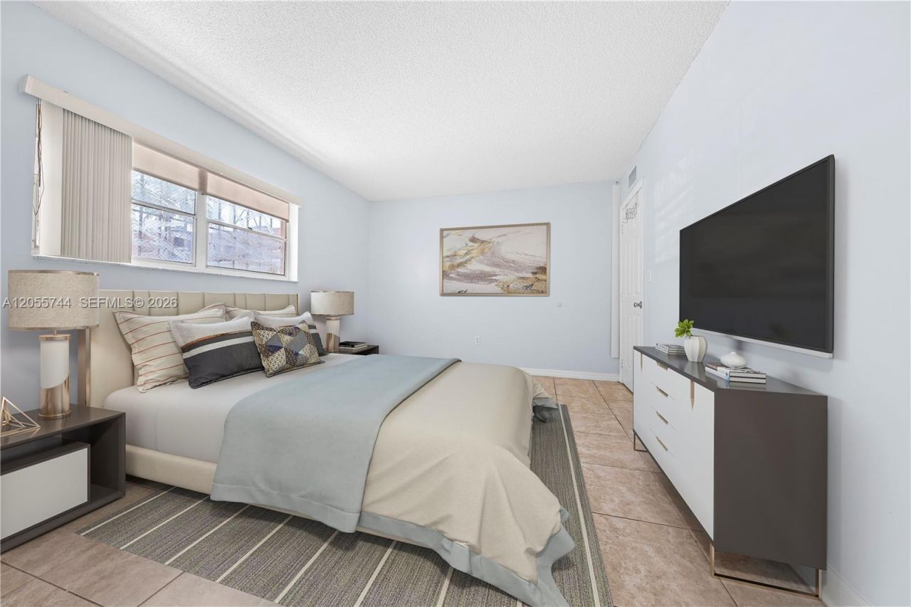260 NW 107th Ave , Unit 110, Miami, FL 33172 Photo