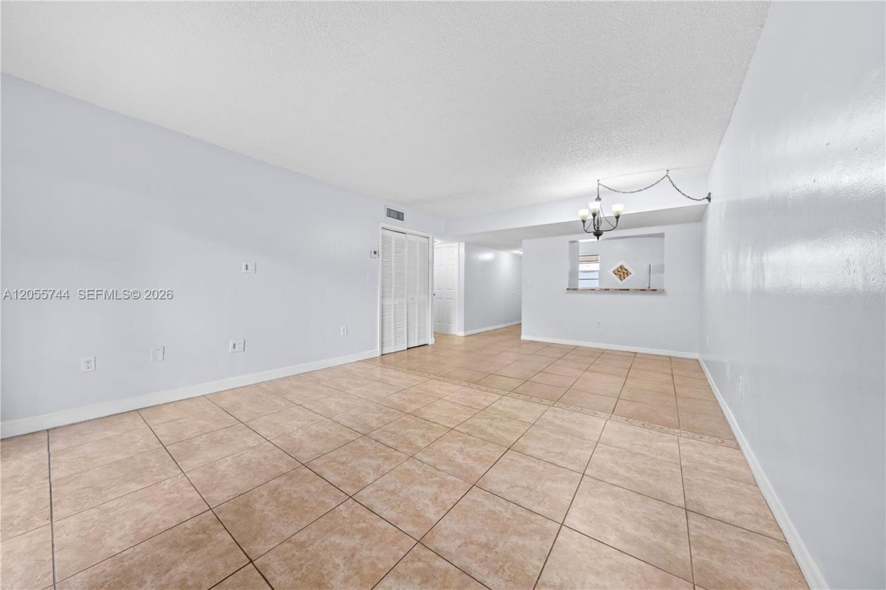 260 NW 107th Ave , Unit 110, Miami, FL 33172 Photo