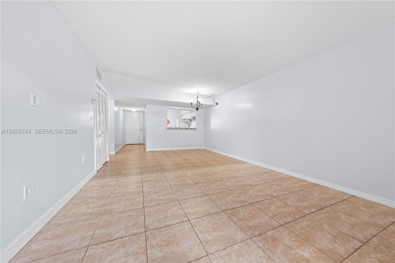 260 NW 107th Ave , Unit 110, Miami, FL 33172 Photo