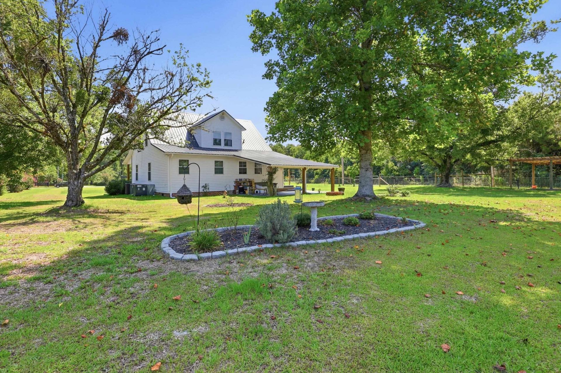 1361 Highway 521  Photo 31