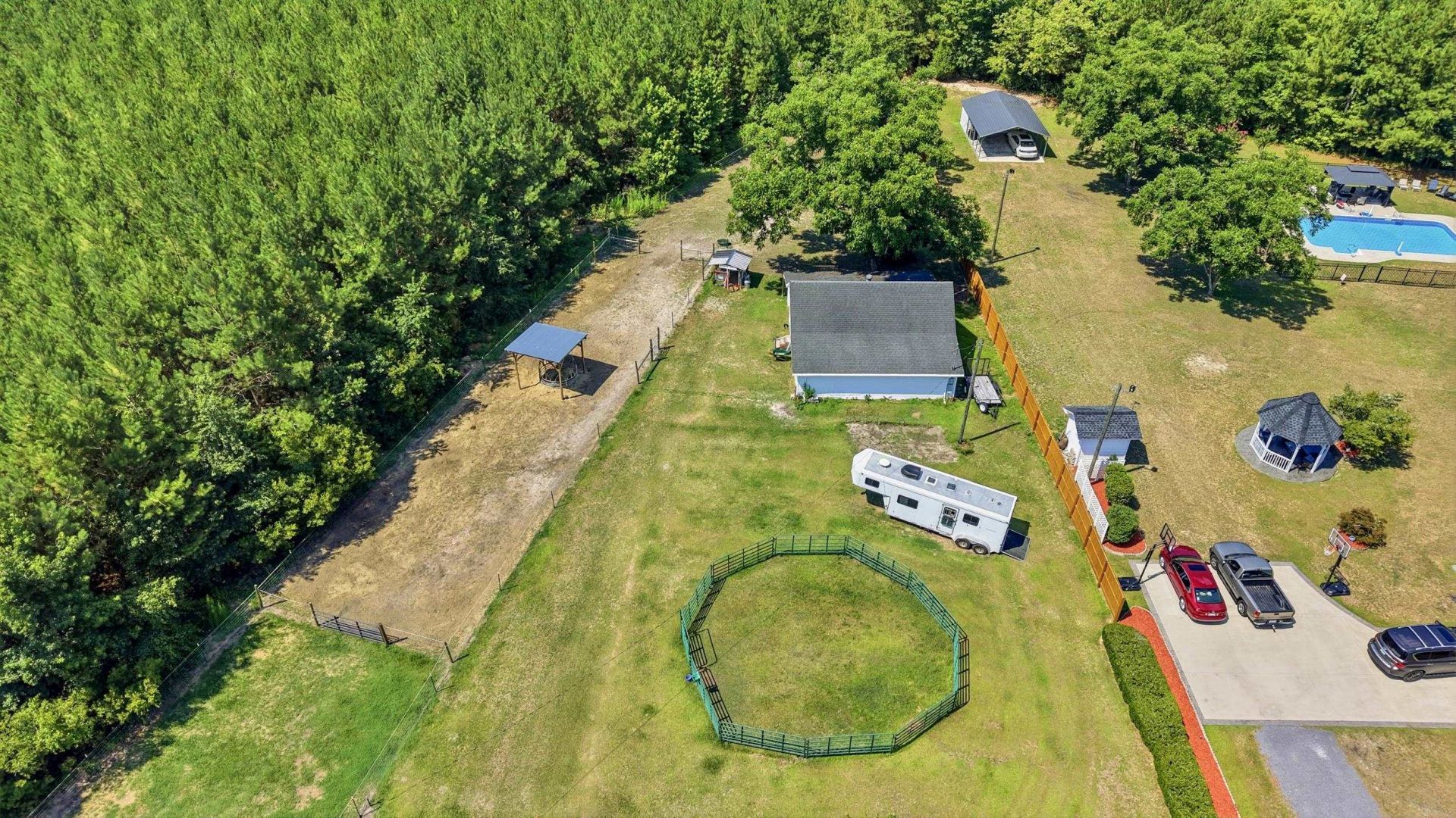 1361 Highway 521  Photo 47