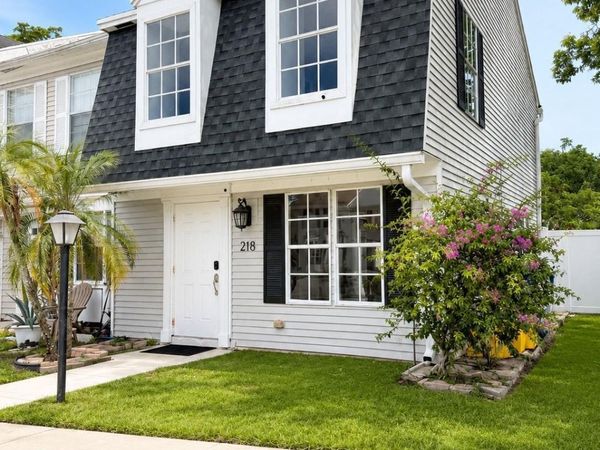 218 Old English Drive, Jupiter, FL 33458