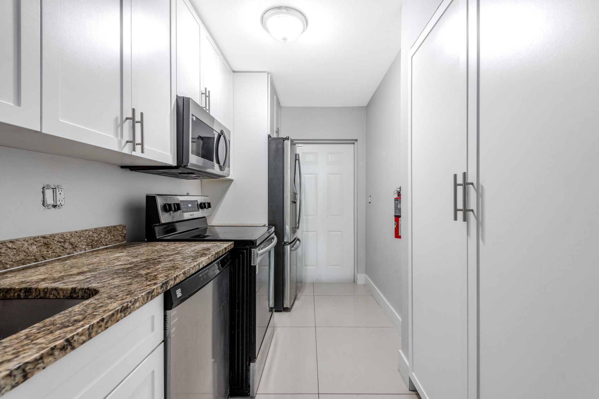 220 Perry Avenue, Unit B, Greenacres, FL 33463 Photo