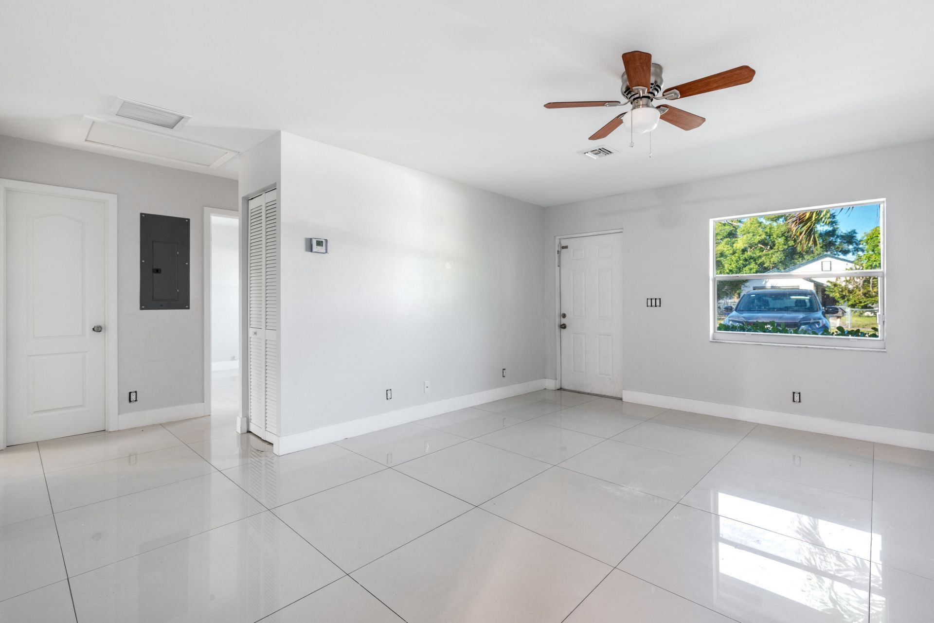 220 Perry Avenue, Unit B, Greenacres, FL 33463 Photo