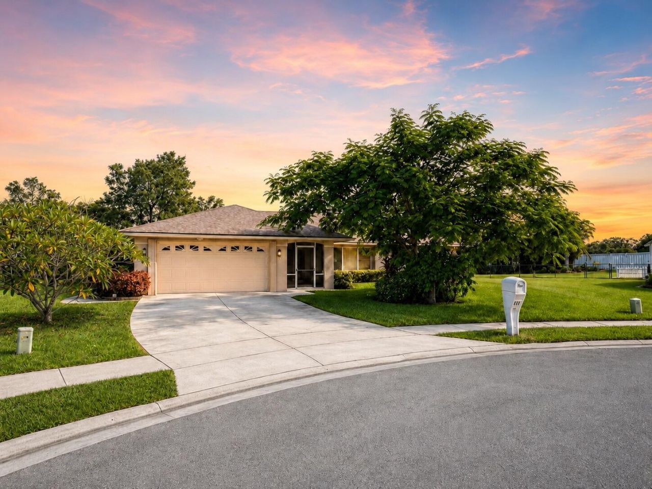 111 Camelot Court, Royal Palm Beach, FL 33411 Photo