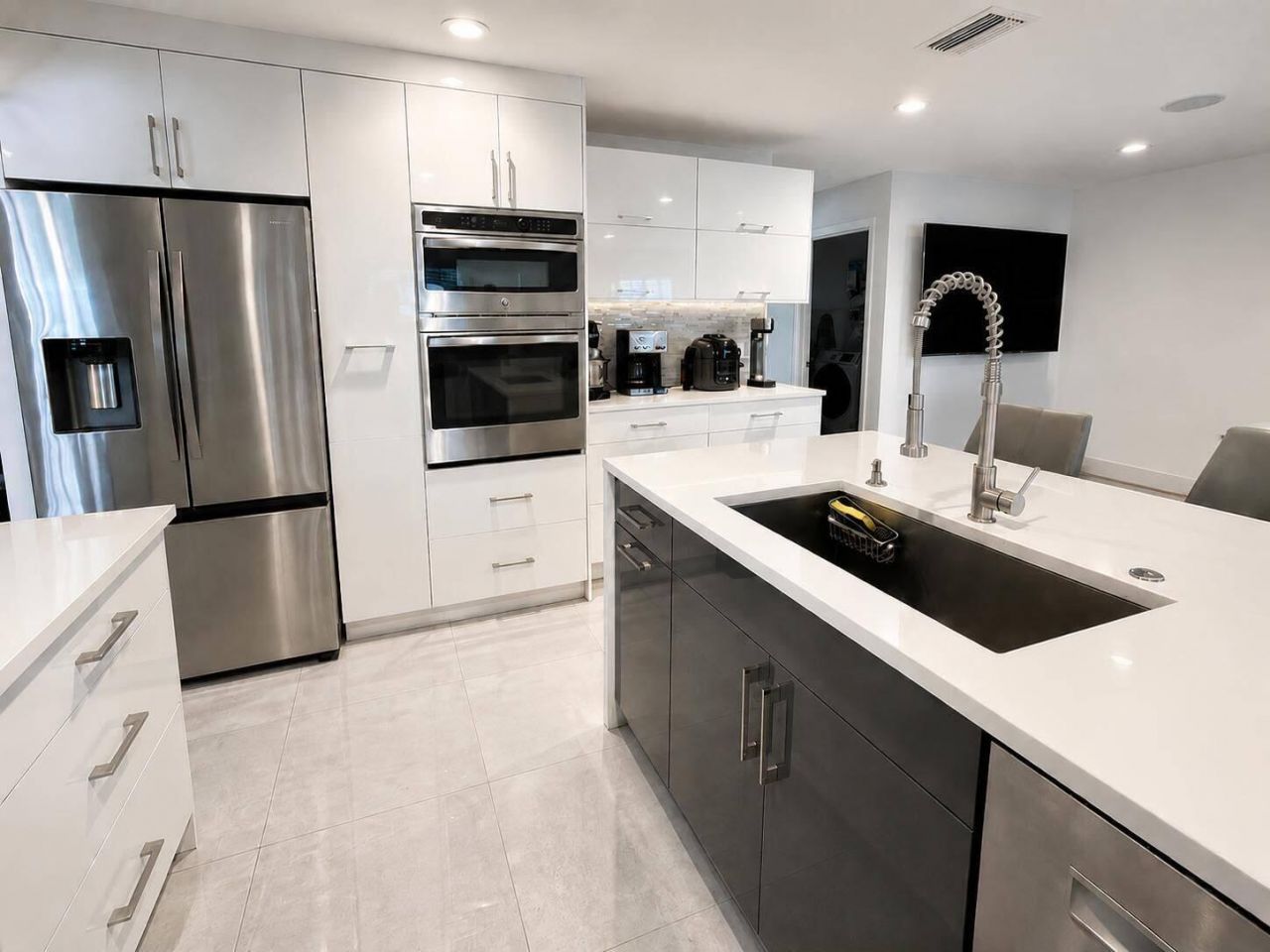 111 Camelot Court, Royal Palm Beach, FL 33411 Photo