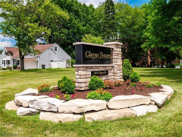 3675 Clague Road , Unit 316, North Olmsted, OH 44070