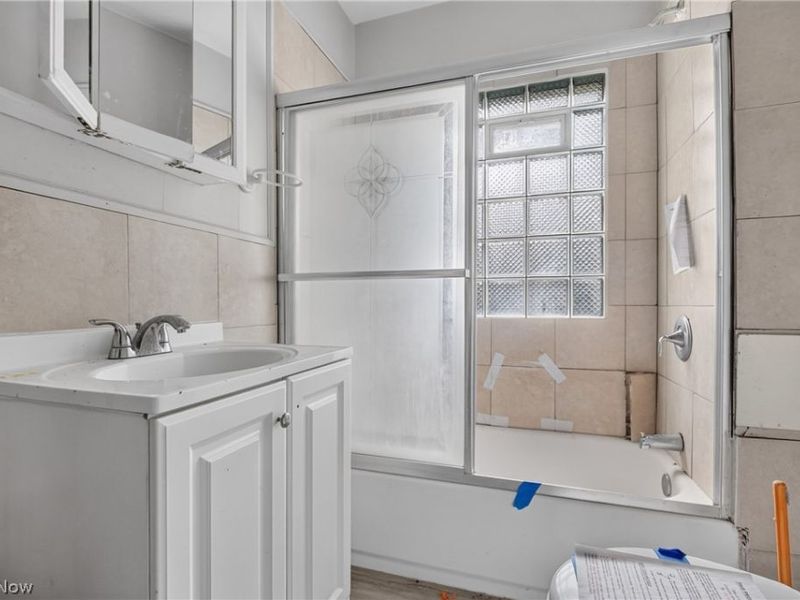 1186 E 114th Street, Cleveland, OH 44108 Photo 38