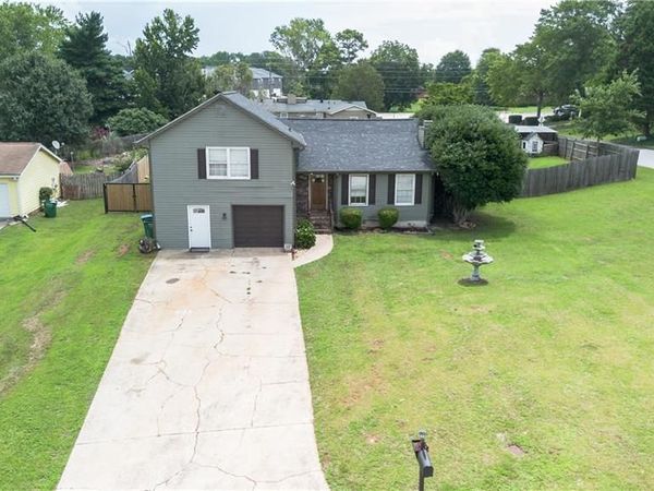 3802 Saddle Ridge Drive, Snellville, GA 30039