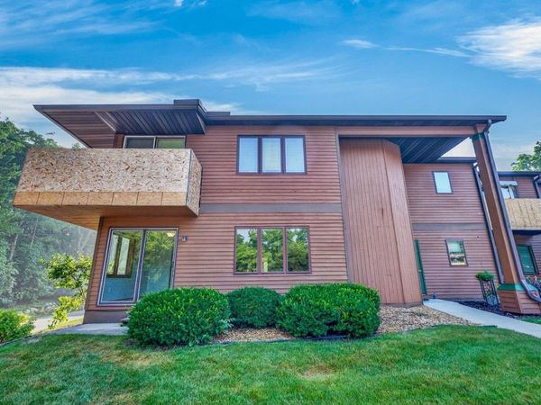 818 S Gammon Road, Madison, WI 53711