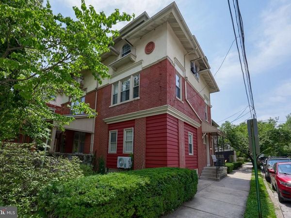 146 E CLAY STREET, LANCASTER, PA 17602