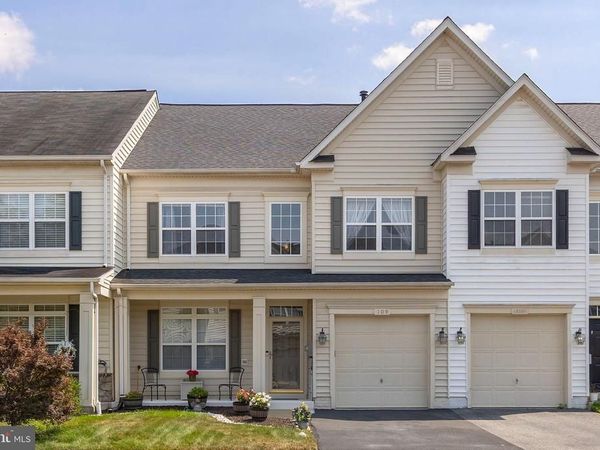 109 QUINTON OAKS CIRCLE, STEPHENS CITY, VA 22655