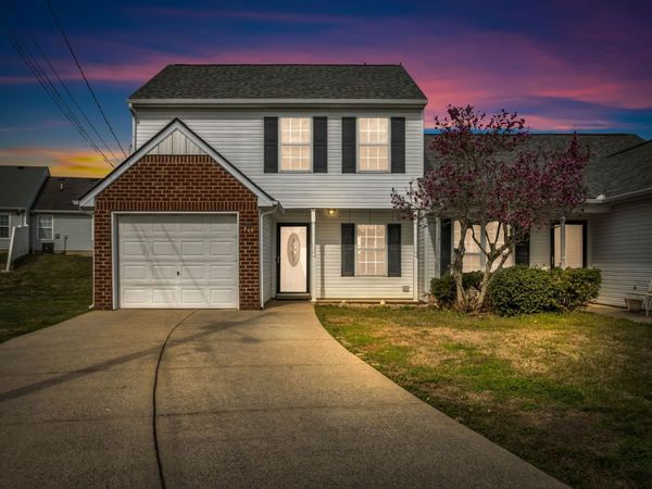 710 Erie Ct , Smyrna, TN 37167