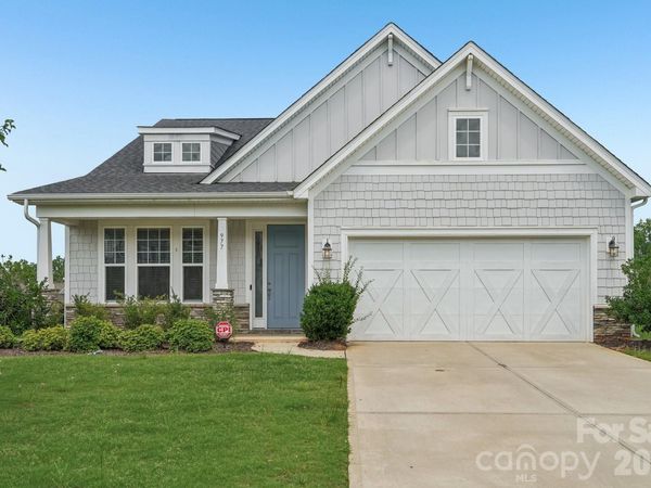 977 Bellegray Lane NW, Concord, NC 28027