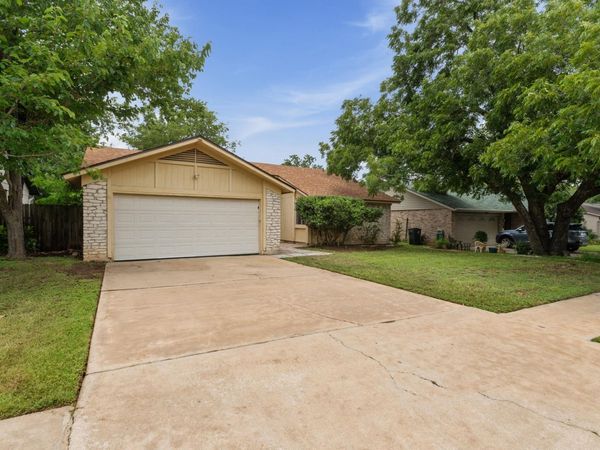 10218 Missel Thrush DR, Austin, TX 78750