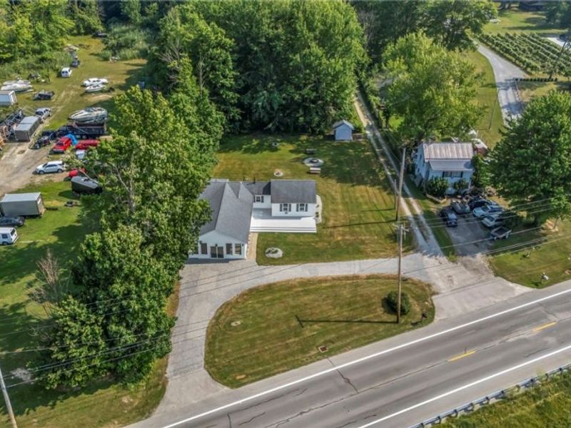 6940 Lake Rd W, Ashtabula, OH 44004 Photo 6