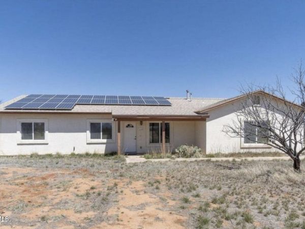 10193 E Windtalker Road, Hereford, AZ 85615