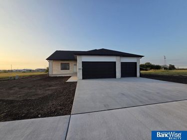 14920 Werner Street, Waverly, NE 68462