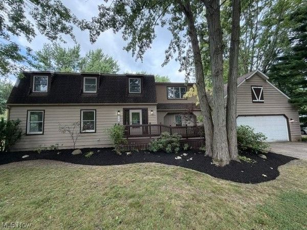 7144 Fairacres Avenue, North Ridgeville, OH 44039