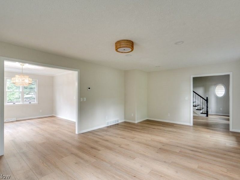 7144 Fairacres Avenue, North Ridgeville, OH 44039 Photo 10
