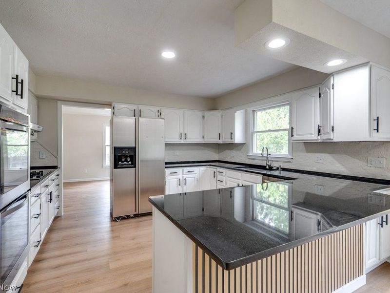 7144 Fairacres Avenue, North Ridgeville, OH 44039 Photo 15