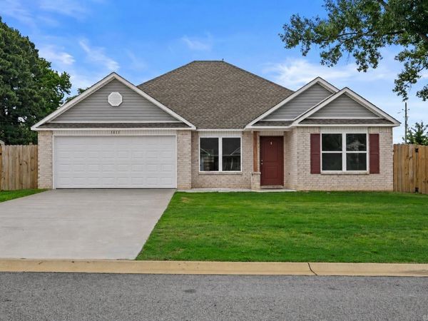 1811 Rockwood Drive, Searcy, AR 72413
