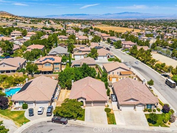 39939 Borica Court , Palmdale, CA 93551