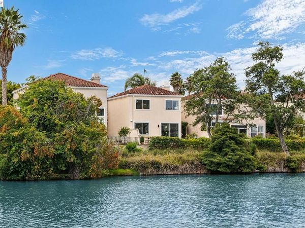 119 Diapian Bay , Alameda, CA 94502