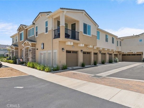 16571 Wyndham , Unit 9, Fontana, CA 92336