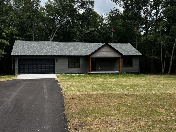 135 Peachtree Drive, Crossville, TN 38555