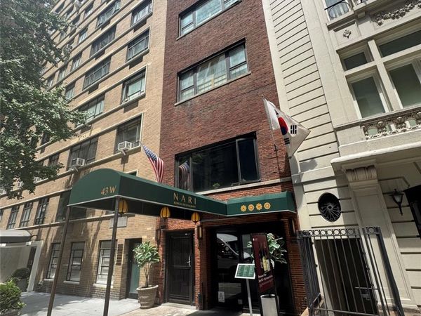 43 W 54th Street , New York (Manhattan), NY 10019