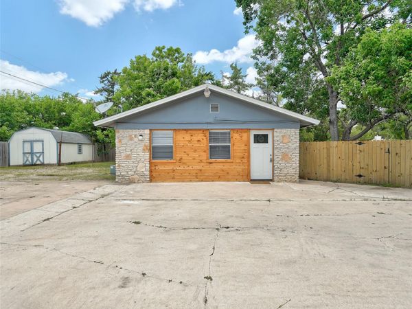 1806 Dixie LN , Round Rock, TX 78664