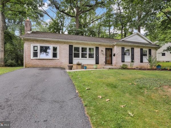 38 CEDARWOOD ROAD, READING, PA 19610