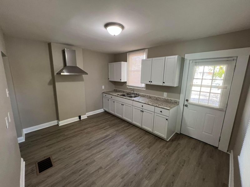 1514 E 26th Avenue, Unit 1516, Columbus, OH 43211 Photo 5