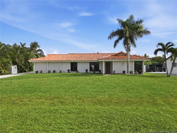 4741 Holly Drive, Palm Beach Gardens, FL 33418