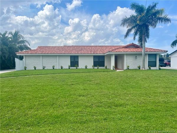 4741 Holly Drive, Palm Beach Gardens, FL 33418