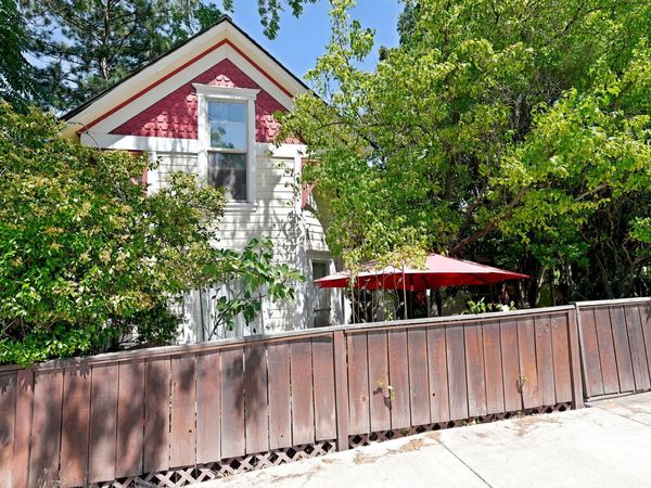 508 N Main Street, Ashland, OR 97520
