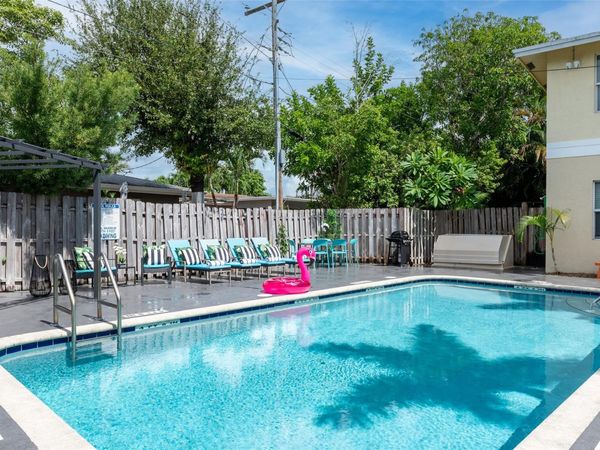 921 NE 22nd Drive, Wilton Manors, FL 33305