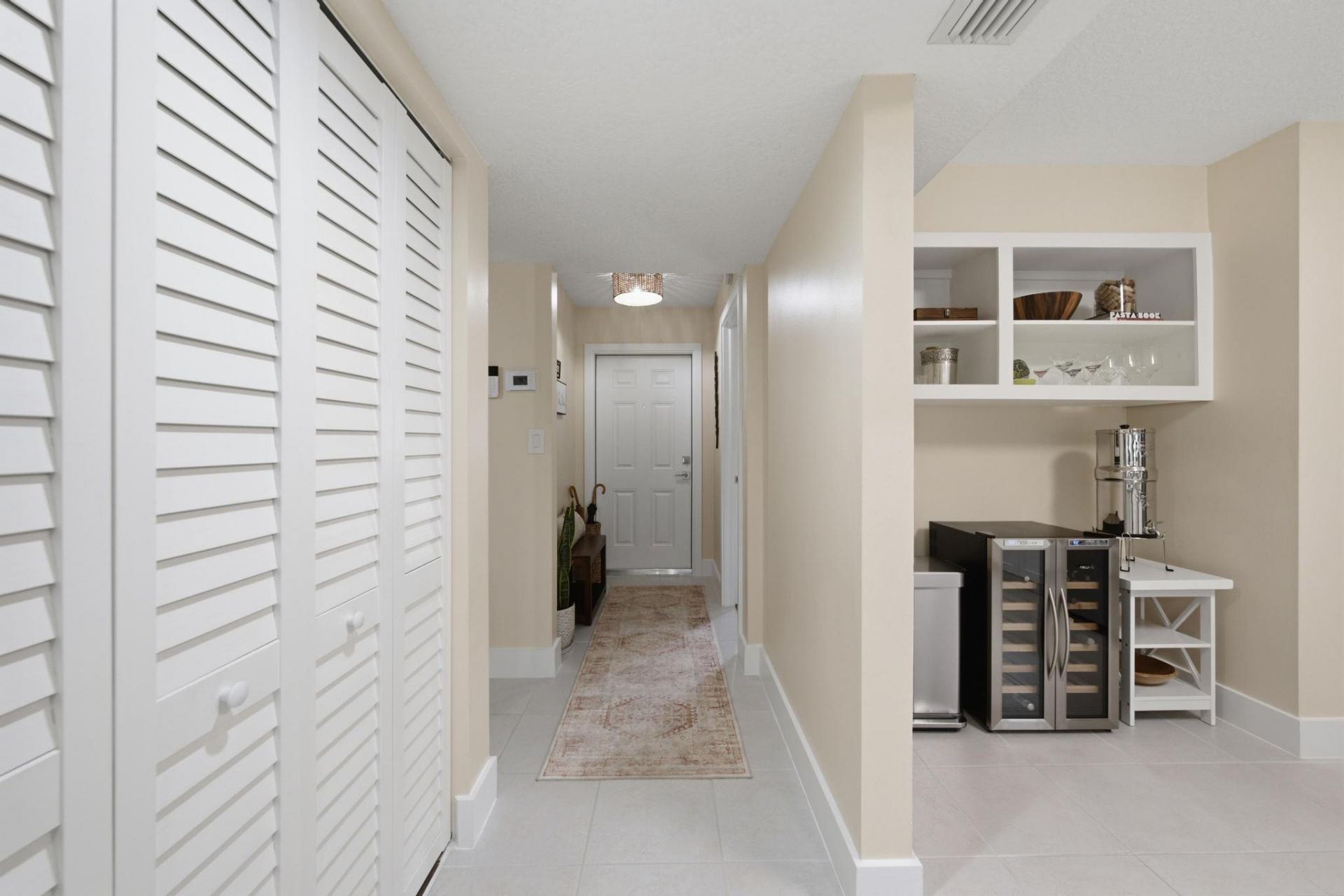 7232 Fairfax Drive, Unit 205, Tamarac, FL 33321 Photo